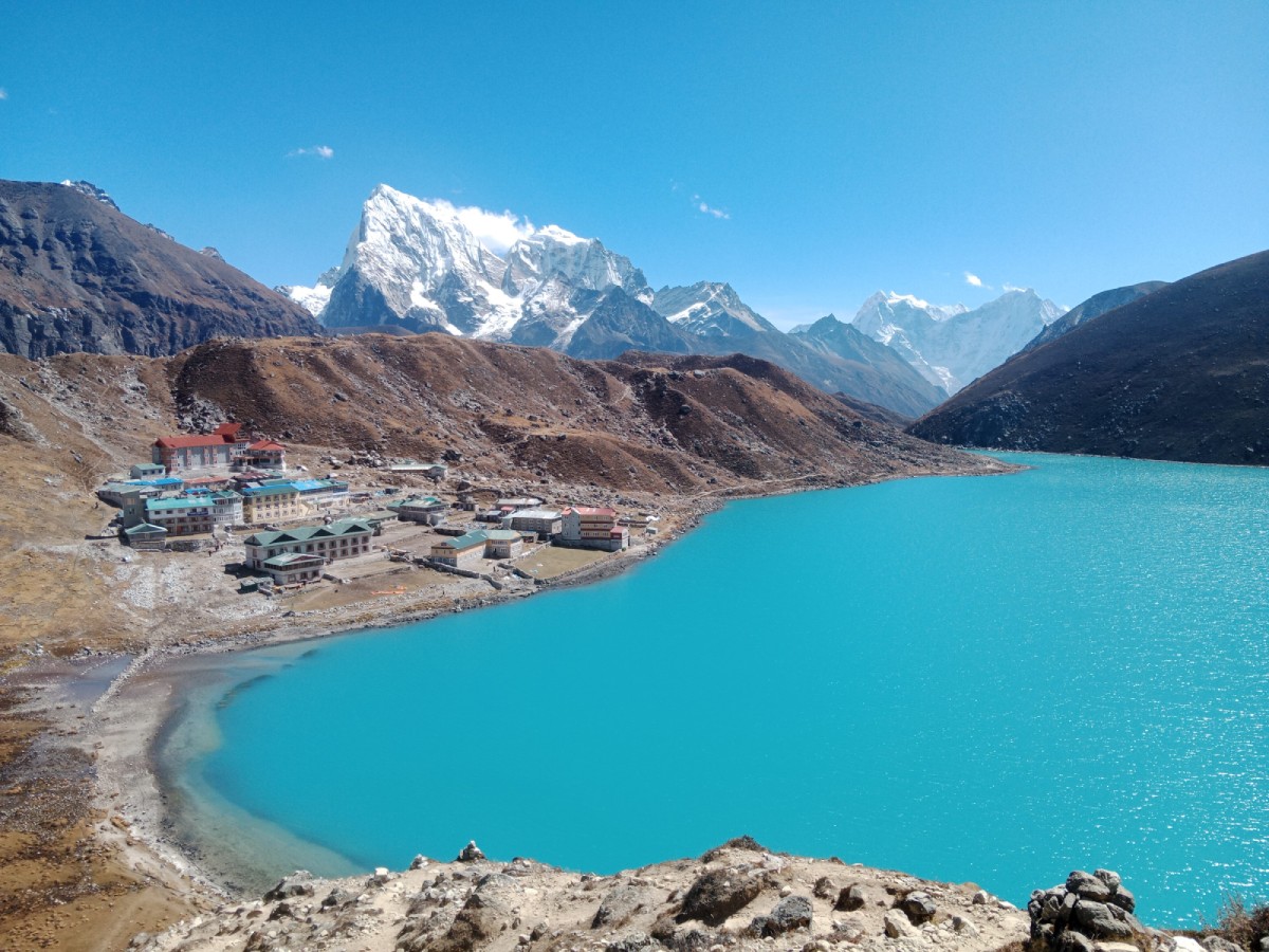 En Route to Gokyo Ri