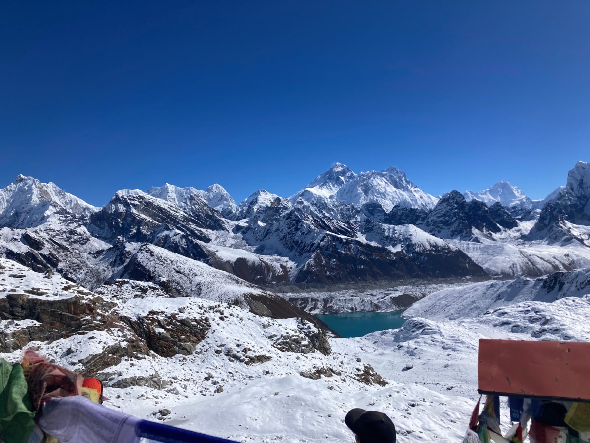 Incredible Mt. Everest view from Renjo La