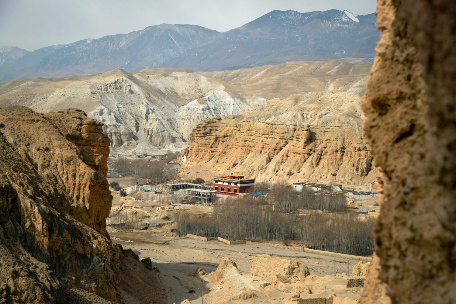 Monastery in Upper Mustang.jpg